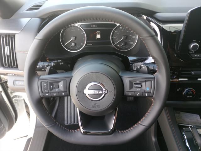 2025 Nissan Pathfinder SV 4WD