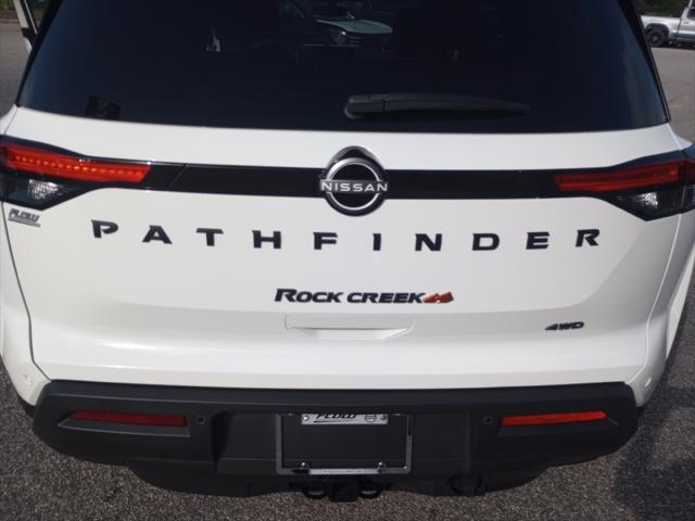 2025 Nissan Pathfinder SV 4WD