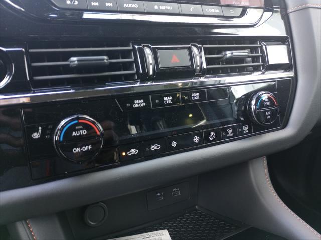 2025 Nissan Pathfinder SV 4WD