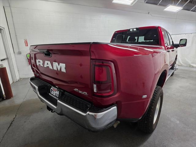 2025 RAM Ram 3500 RAM 3500 BIG HORN CREW CAB 4X4 8 BOX