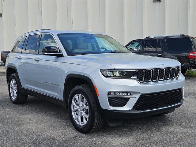 2022 Jeep Grand Cherokee Limited 4x2