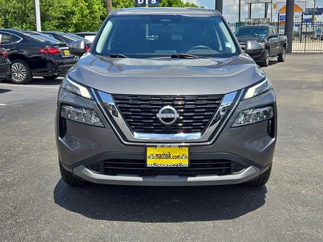 2022 Nissan Rogue SV FWD
