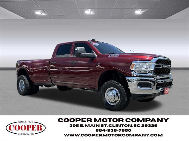 2023 RAM 3500 Tradesman Crew Cab 4x4 8 Box