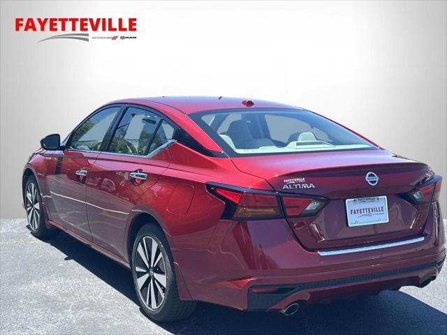 2022 Nissan Altima SL FWD