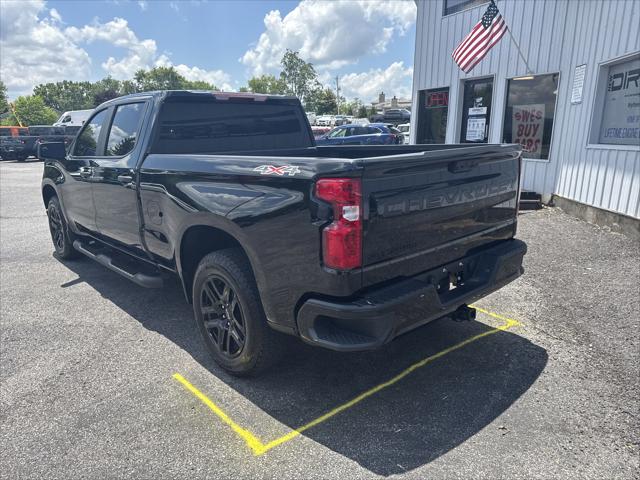 2025 Chevrolet Silverado 1500 4WD Crew Cab Standard Bed Custom