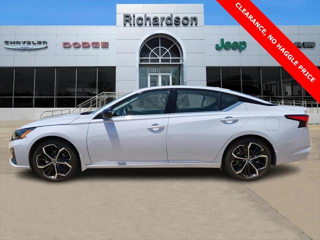 2023 Nissan Altima SR FWD