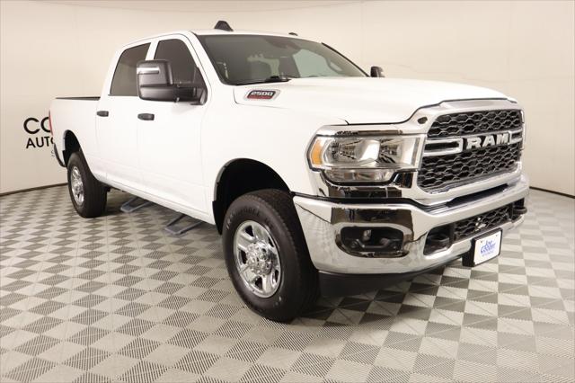 2023 RAM 2500 Tradesman Crew Cab 4x4 64 Box