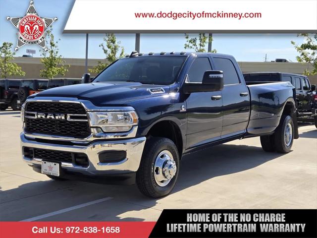 2024 RAM 3500 Tradesman Crew Cab 4x4 8 Box