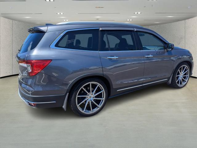 2021 Honda Pilot AWD Touring 8 Passenger