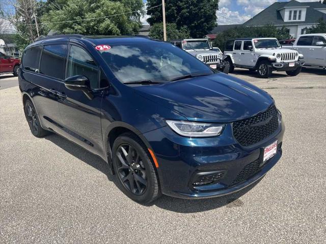 2024 Chrysler Pacifica Touring L AWD