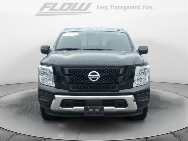 2021 Nissan Titan Crew Cab SV 4x2