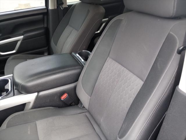 2021 Nissan Titan Crew Cab SV 4x2