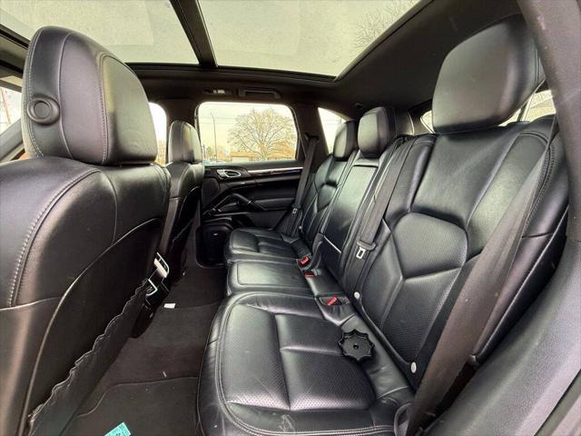 2016 Porsche Cayenne Base AWD 4dr SUV
