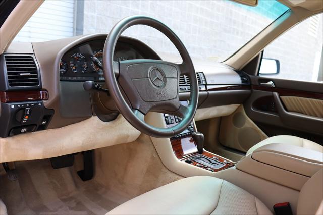1995 Mercedes-Benz S 320 S Class