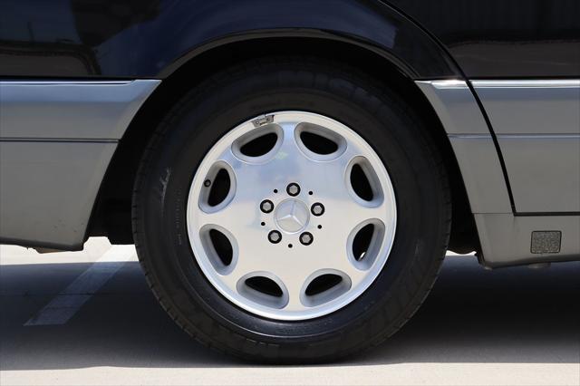 1995 Mercedes-Benz S 320 S Class