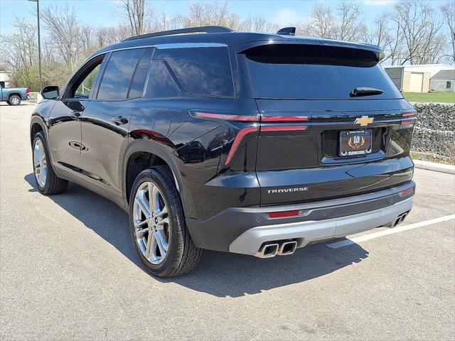 2025 Chevrolet Traverse LT - Photo 11