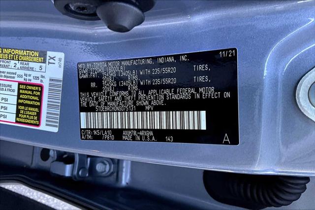 2022 Toyota Highlander Hybrid Platinum