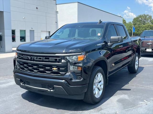 2022 Chevrolet Silverado 1500 2WD Crew Cab Short Bed Custom