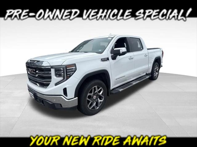 2022 GMC Sierra 1500 4WD Crew Cab Short Box SLT