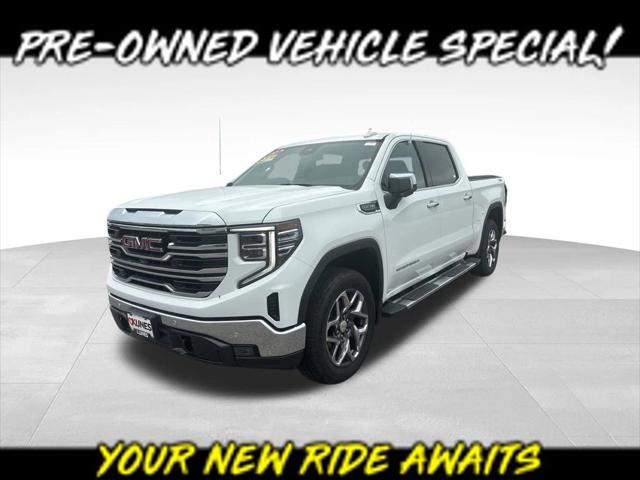 2022 GMC Sierra 1500 4WD Crew Cab Short Box SLT