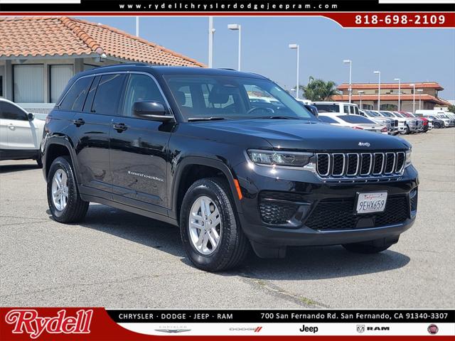 2023 Jeep Grand Cherokee Laredo 4x2