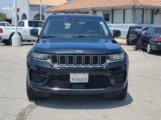 2023 Jeep Grand Cherokee Laredo 4x2