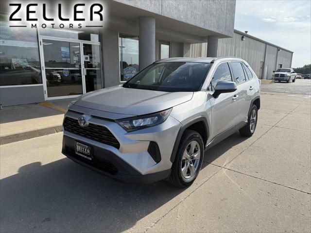 2022 Toyota RAV4 Hybrid LE 2022 Toyota RAV4 Hybrid LE