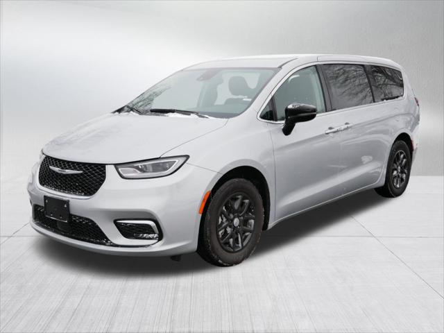 2024 Chrysler Pacifica Touring L 2024 Chrysler Pacifica Touring L