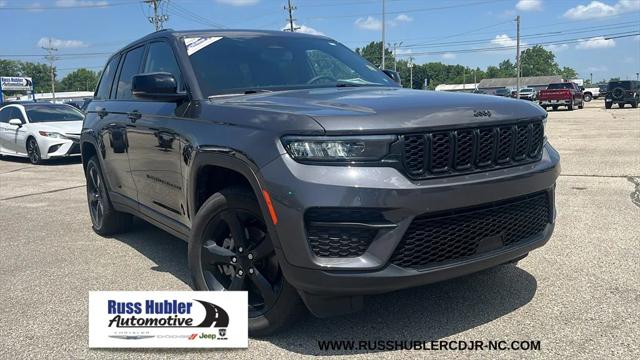 2023 Jeep Grand Cherokee Altitude 4x4 2023 Jeep Grand Cherokee Altitude 4x4