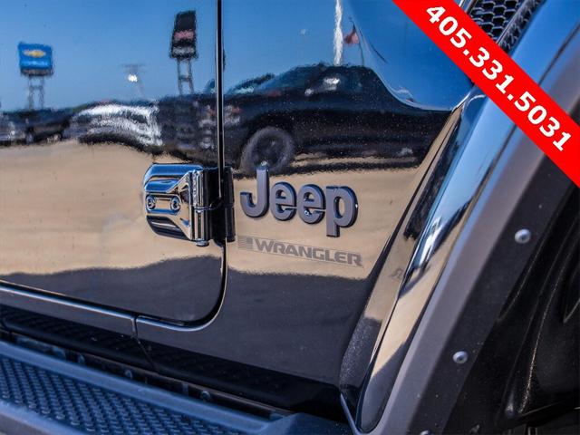 2023 Jeep Wrangler 4-Door Sahara Altitude 4x4