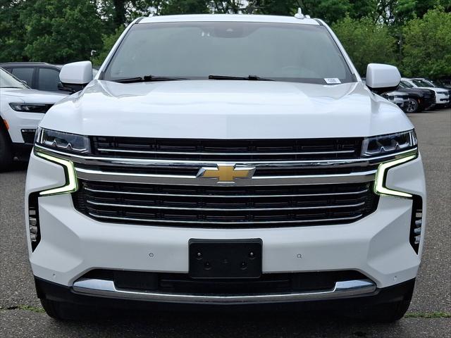 2024 Chevrolet Suburban 4WD LT