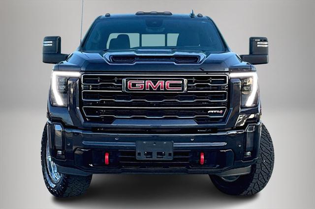 2024 GMC Sierra 2500HD 4WD Crew Cab Standard Bed AT4