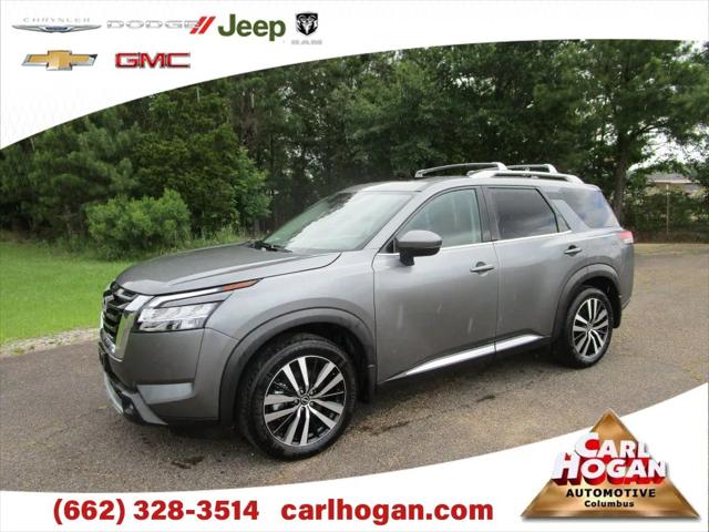 2024 Nissan Pathfinder Platinum FWD