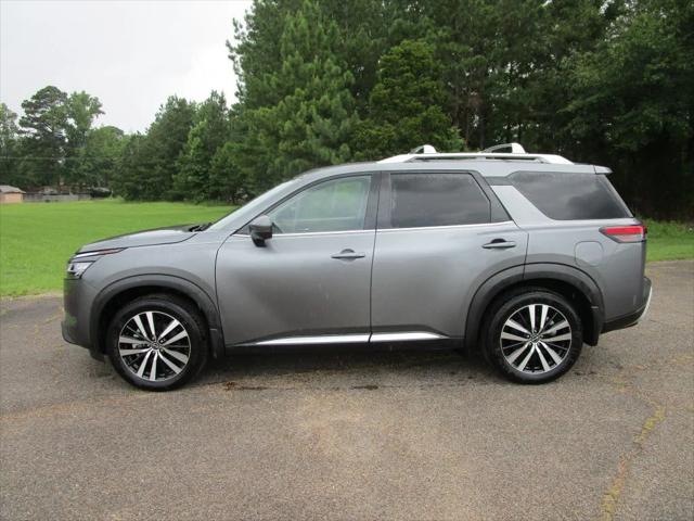 2024 Nissan Pathfinder Platinum FWD