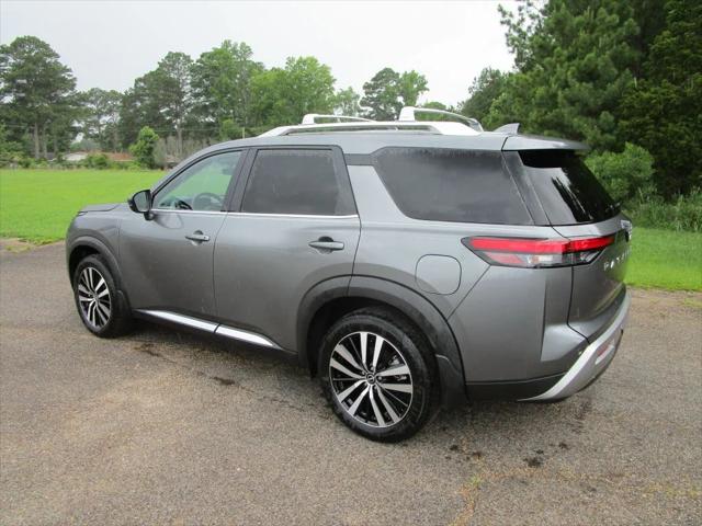 2024 Nissan Pathfinder Platinum FWD