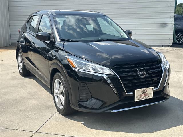 2024 Nissan Kicks S Xtronic CVT