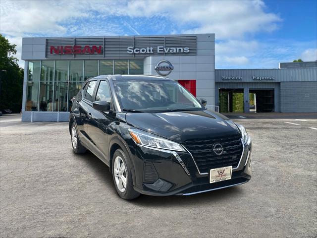 2024 Nissan Kicks S Xtronic CVT