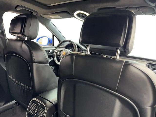2015 Porsche Macan Turbo