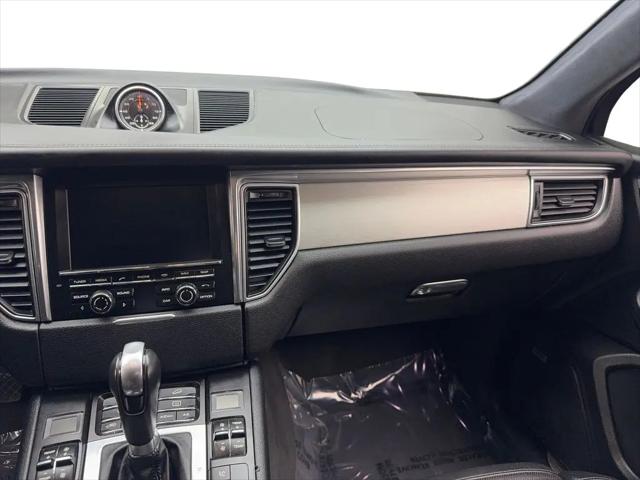 2015 Porsche Macan Turbo