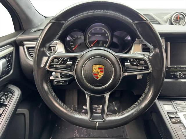 2015 Porsche Macan Turbo