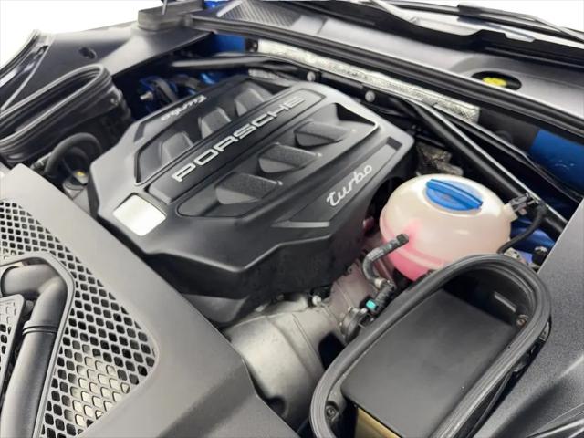 2015 Porsche Macan Turbo