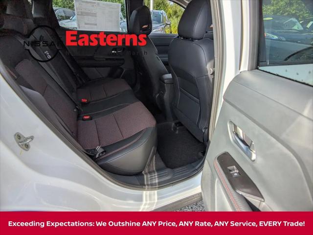 2025 Nissan Kicks SR Intelligent AWD