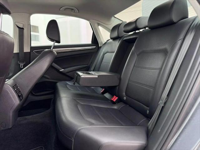 2018 Volkswagen Passat 2.0T SE
