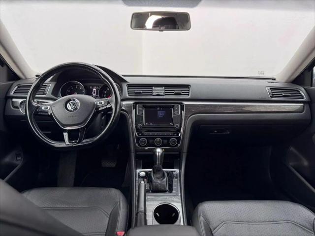 2018 Volkswagen Passat 2.0T SE