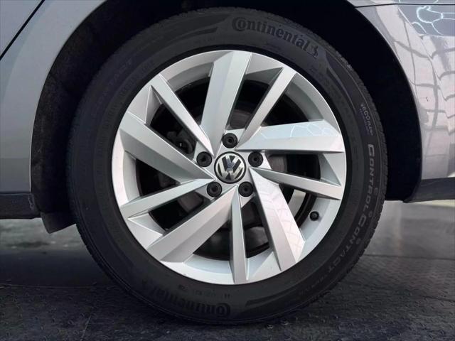 2018 Volkswagen Passat 2.0T SE