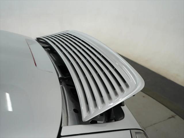 2003 Porsche 911 Carrera