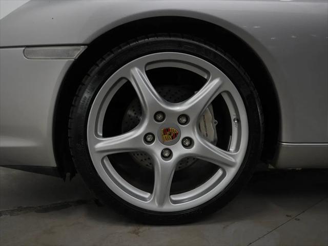 2003 Porsche 911 Carrera
