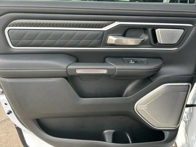 2026 Ram 1500 Tungsten Crew Cab 4x4 5'7" Box