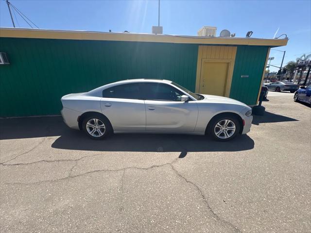 2019 Dodge Charger SXT RWD