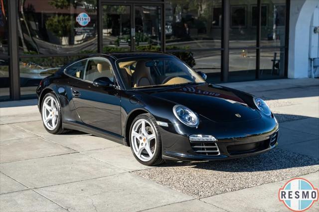 2011 Porsche 911 Carrera 4